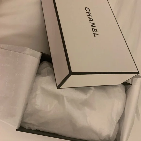 Brand new rare and collectible authentic Chanel with ribbon ,must have!